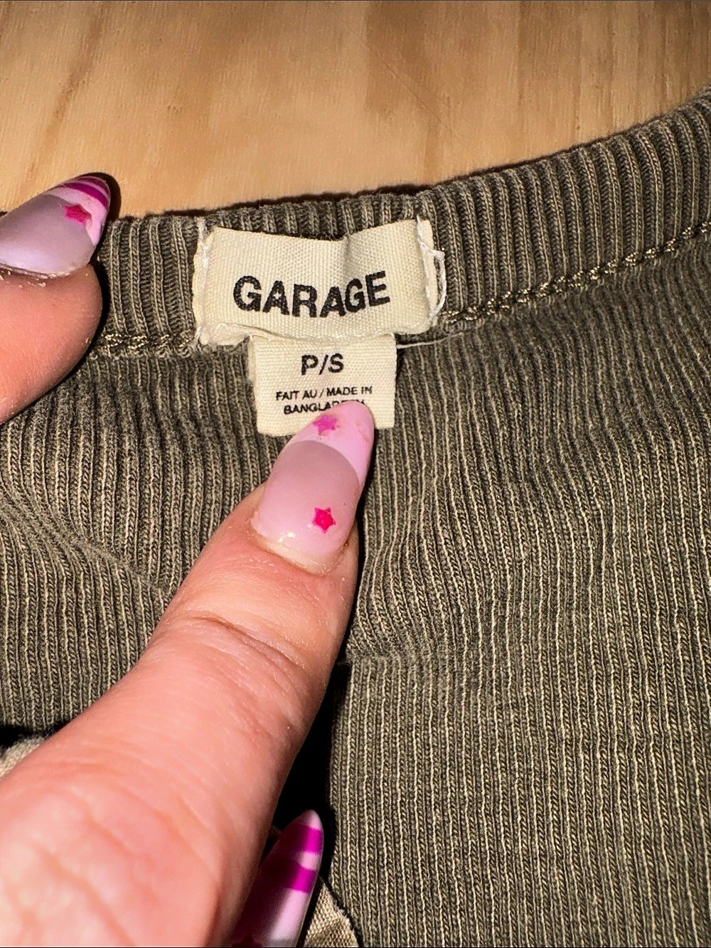 Garage Ribbed Button-Front Cropped Tank Top Brown Small - Picture 2 of 2